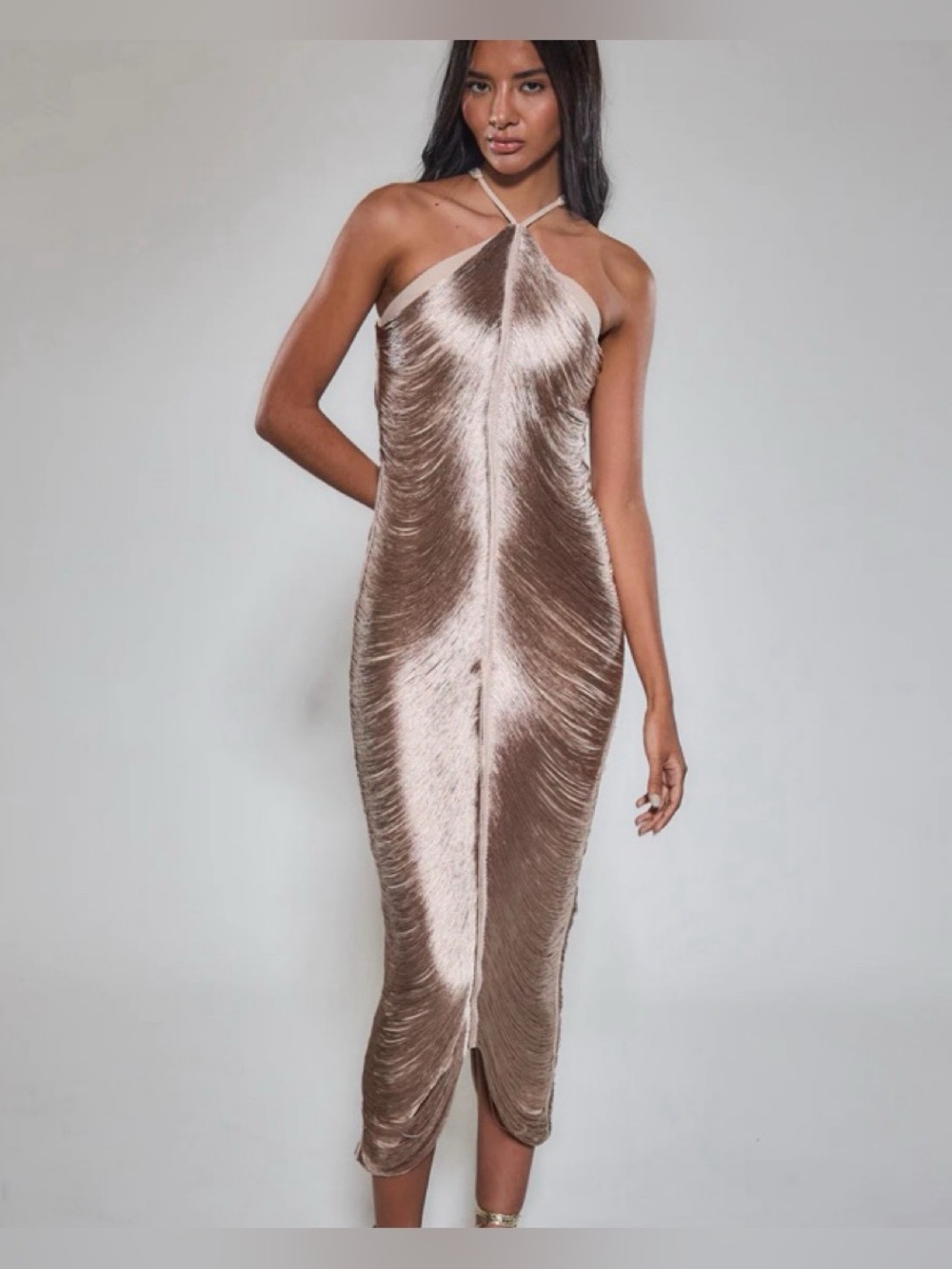 🏷️ NWT Rare London Champagne Gold Fringe Halter Maxi Dress. Size 4